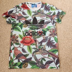 Adidas women's jungle print jersey shirt. Size XS